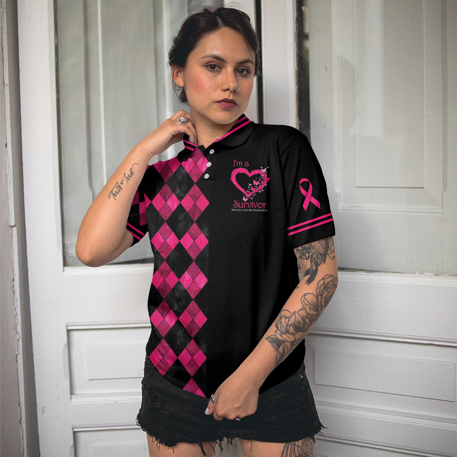 I'm A Survivor Breast Cancer Awareness Short Sleeve Women Polo Shirt, Black And Pink Argyle Pattern Shirt