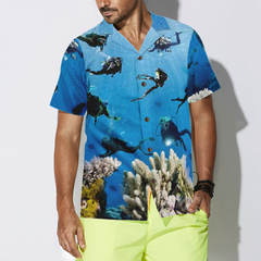 Under The Sea Scuba Diving Hawaiian Shirt - Hyperfavor